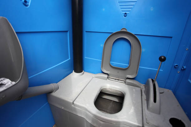 Best Portable restroom trailer rental  in Hopewell, NJ